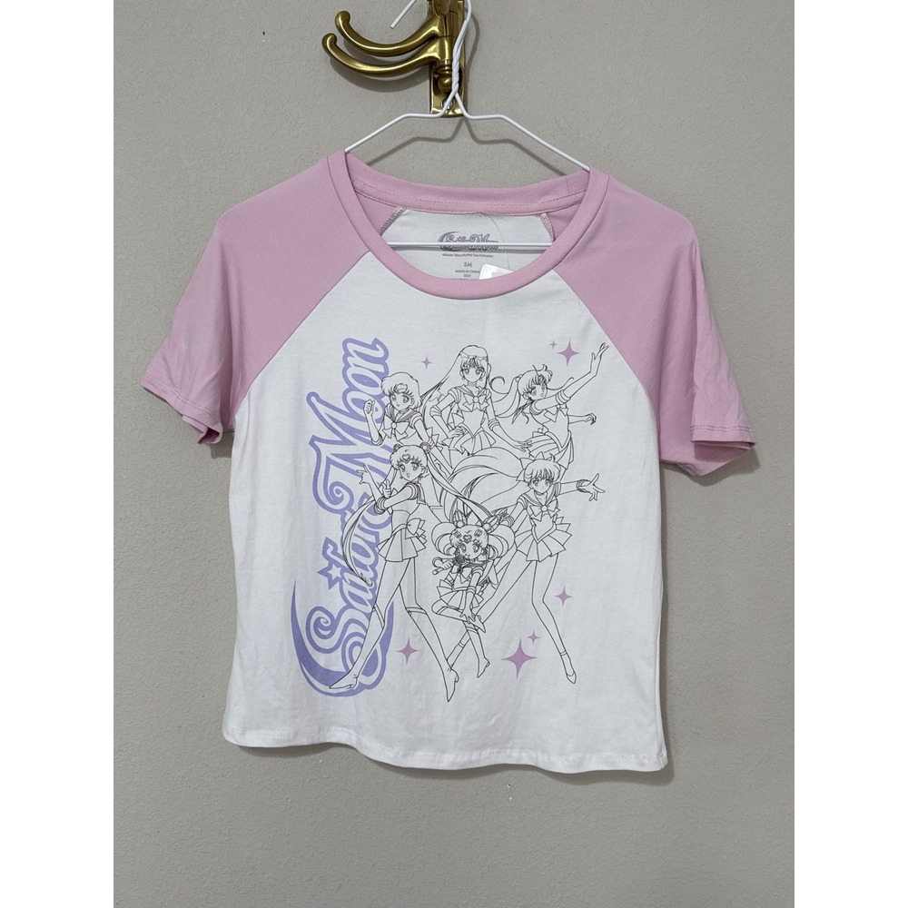 NWT Sailor Moon Cropped Raglan T-Shirt Womens Small Pink White Anime Graphic Tee